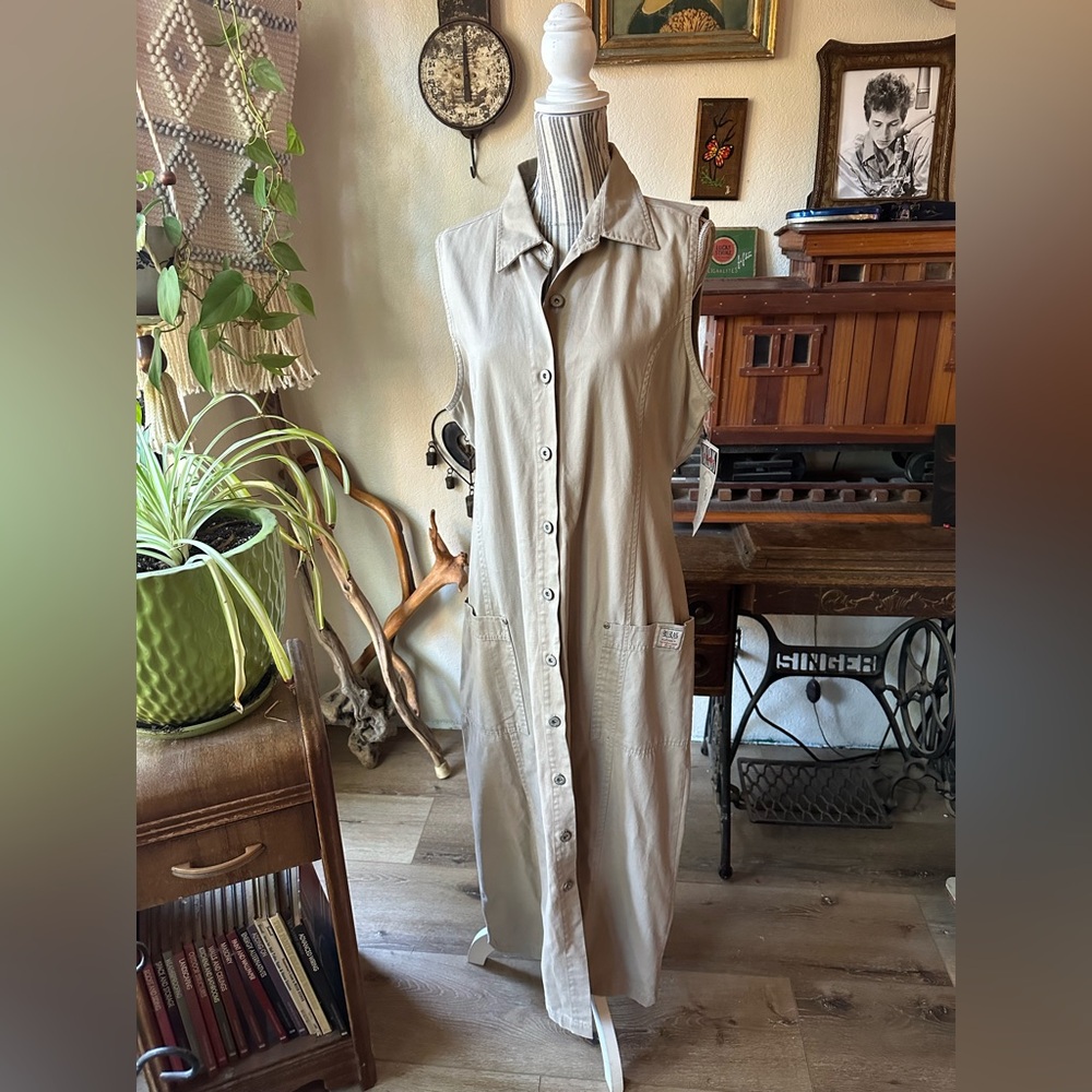 Bill Blass vintage 90’s NWT Tan maxi dress